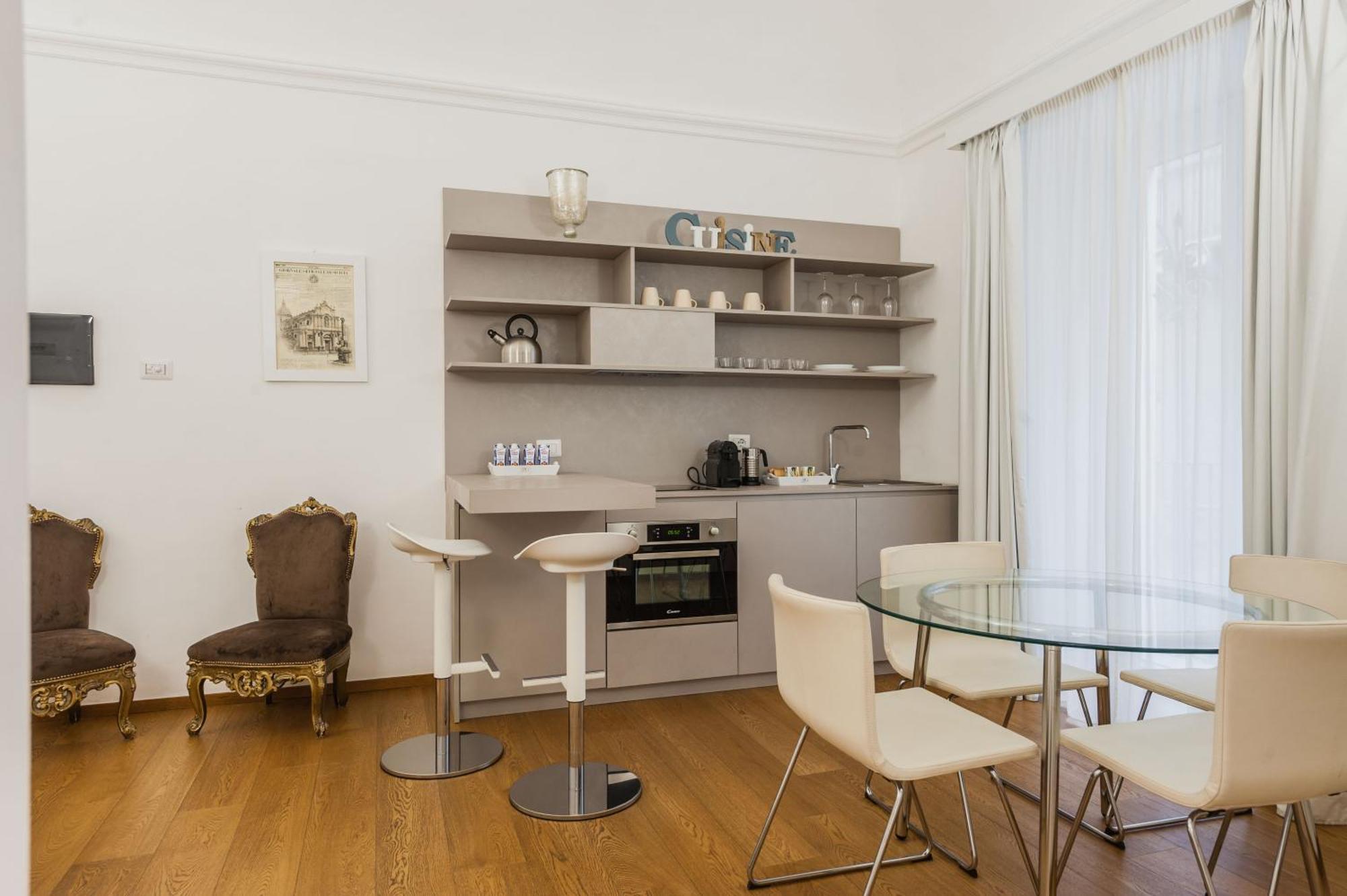 Rg7 Apartments Catania Room photo